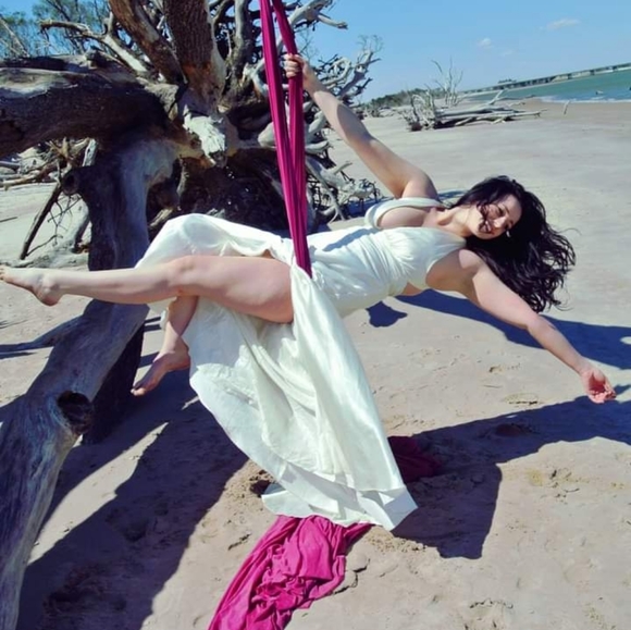 Meet your Posher, Bella - Picture 14 of 16